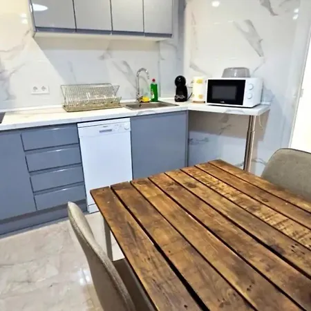 просторная Marti Apartamento *